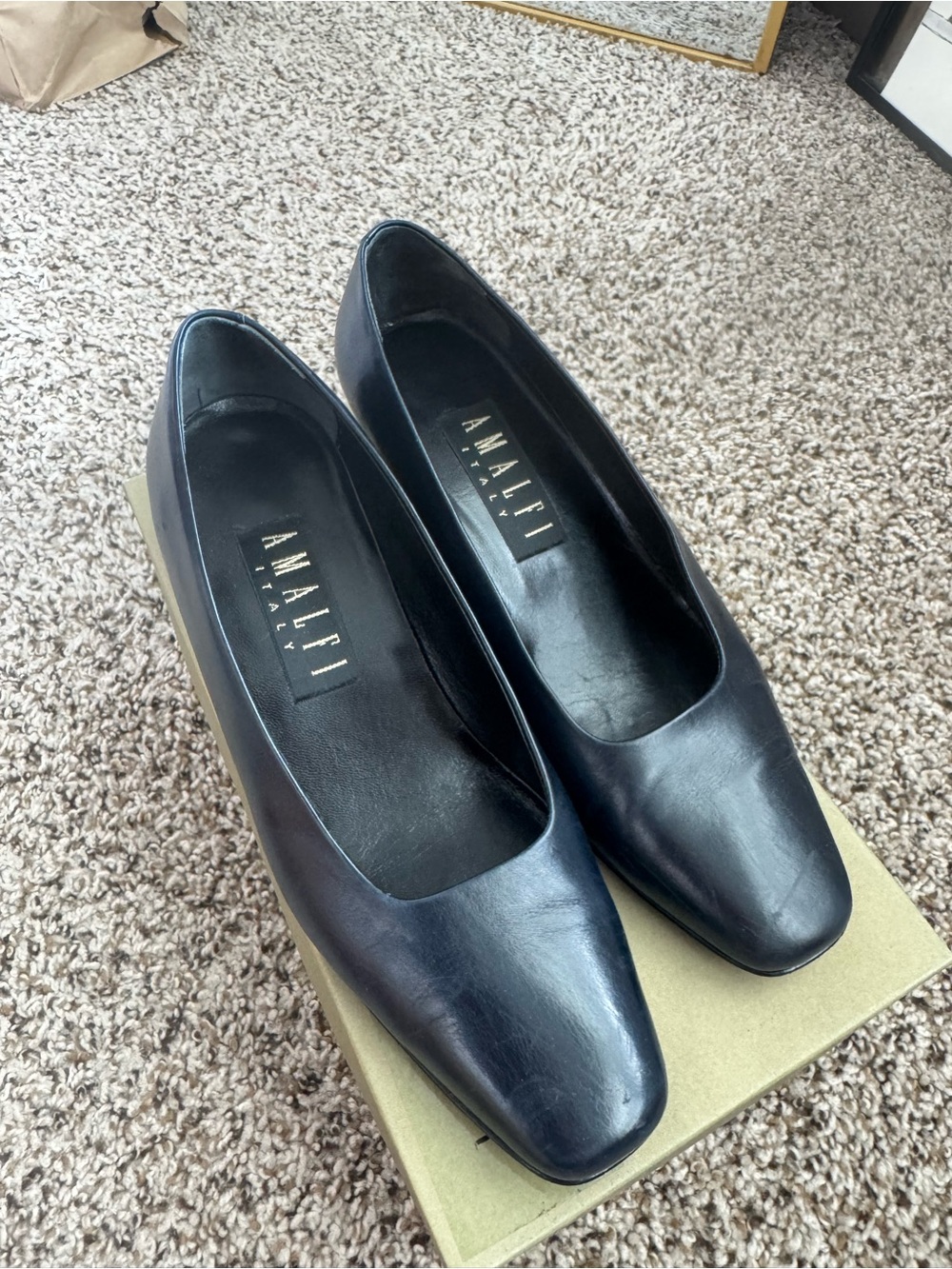 Amalfi Italy Navy Leather Women's Square-Toe Pumps